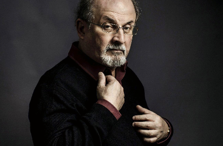 «تنهيدة المغربي الأخيرة»: سلمان رشدي في متاهة الجحيم